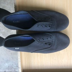 Black Keds women’s 6.5